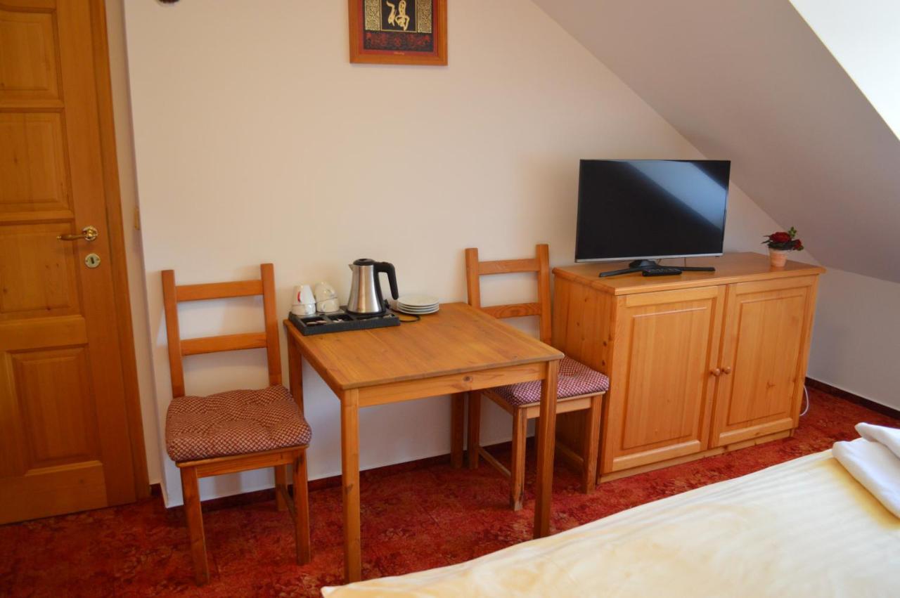 Pension U Kostela Frymburk Bagian luar foto