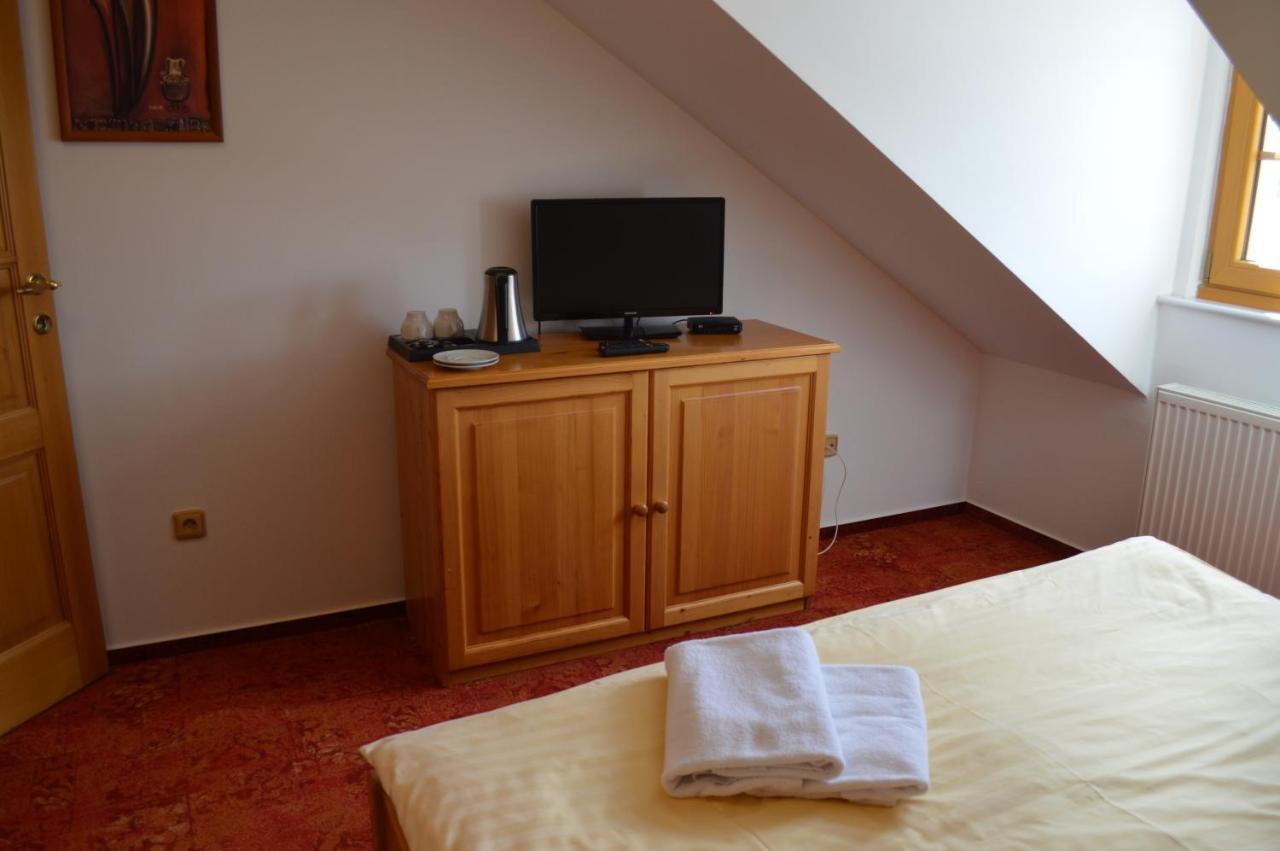 Pension U Kostela Frymburk Bagian luar foto