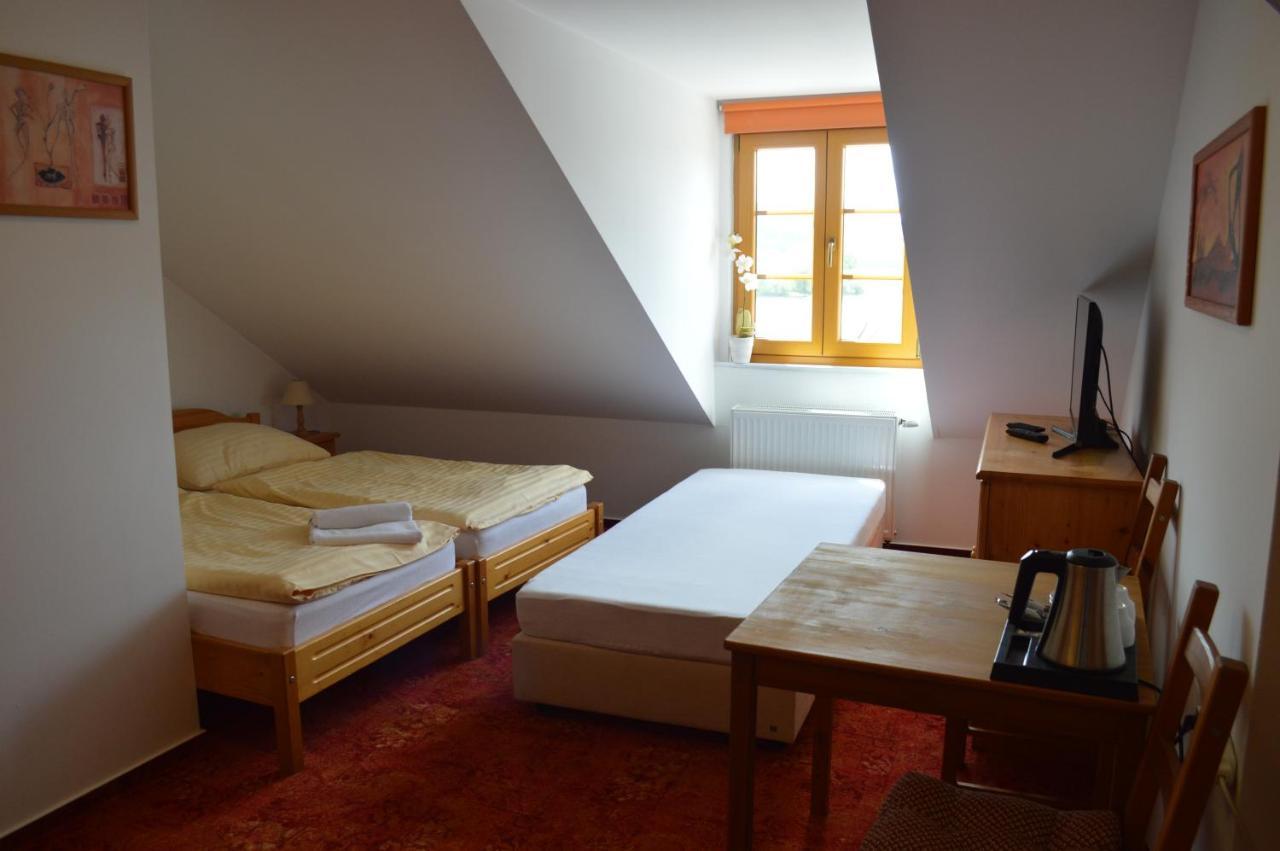 Pension U Kostela Frymburk Bagian luar foto