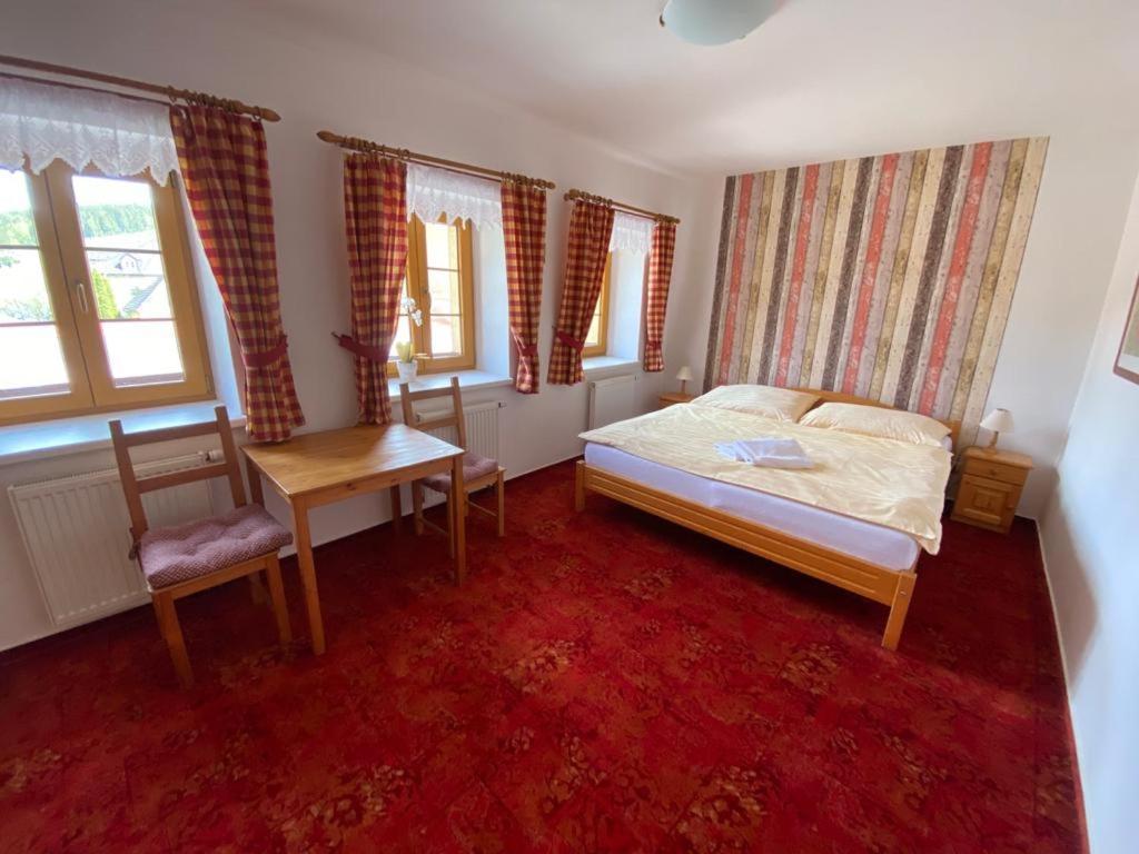 Pension U Kostela Frymburk Bagian luar foto