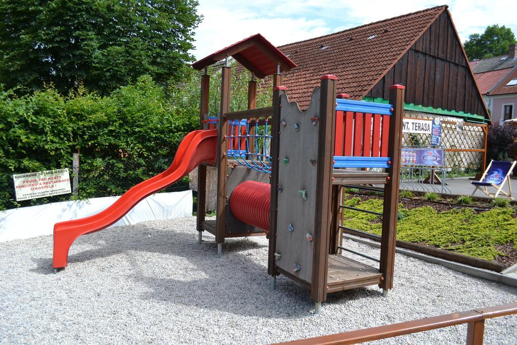 Pension U Kostela Frymburk Bagian luar foto